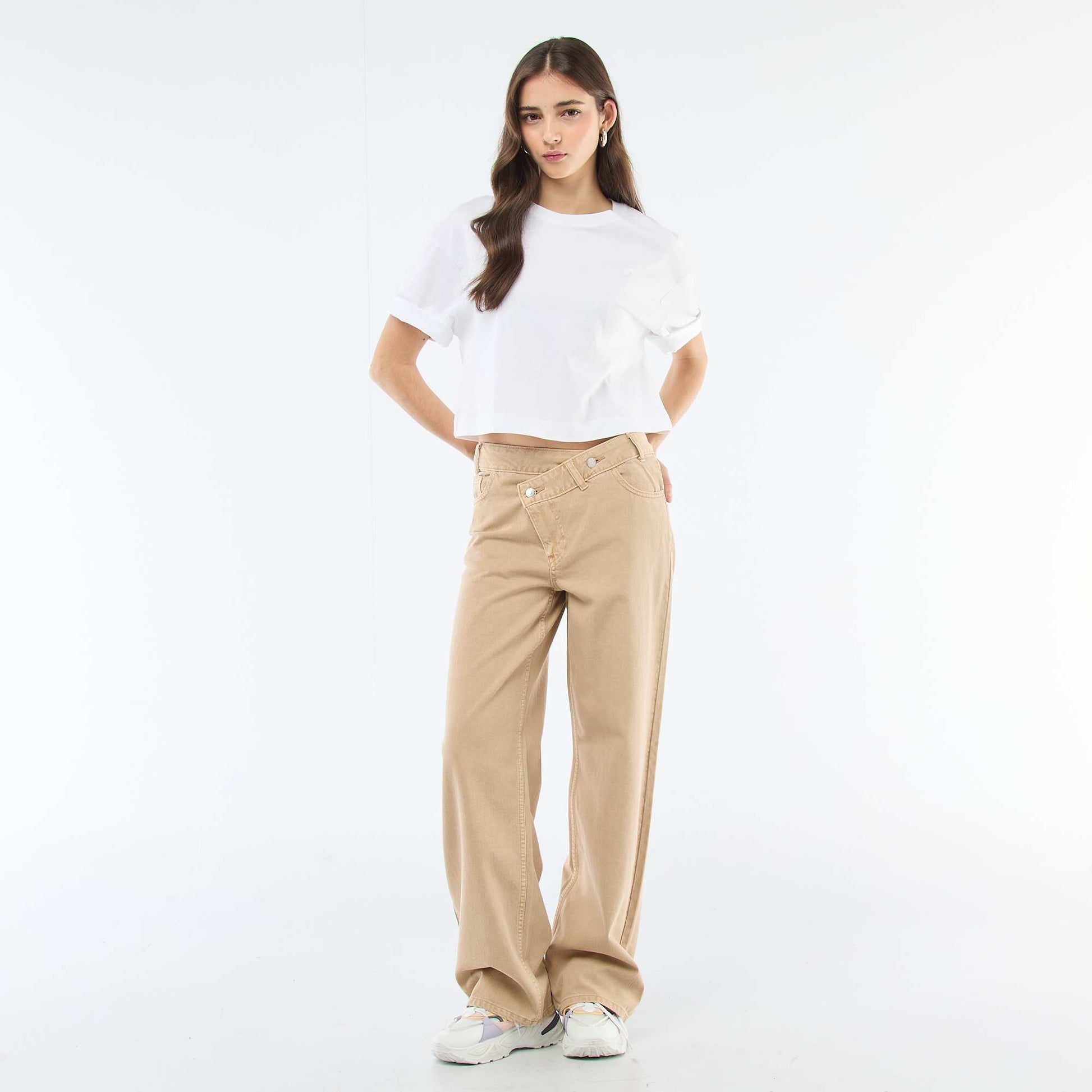 Pantalón de twill con abertura asimétrica BEIGE