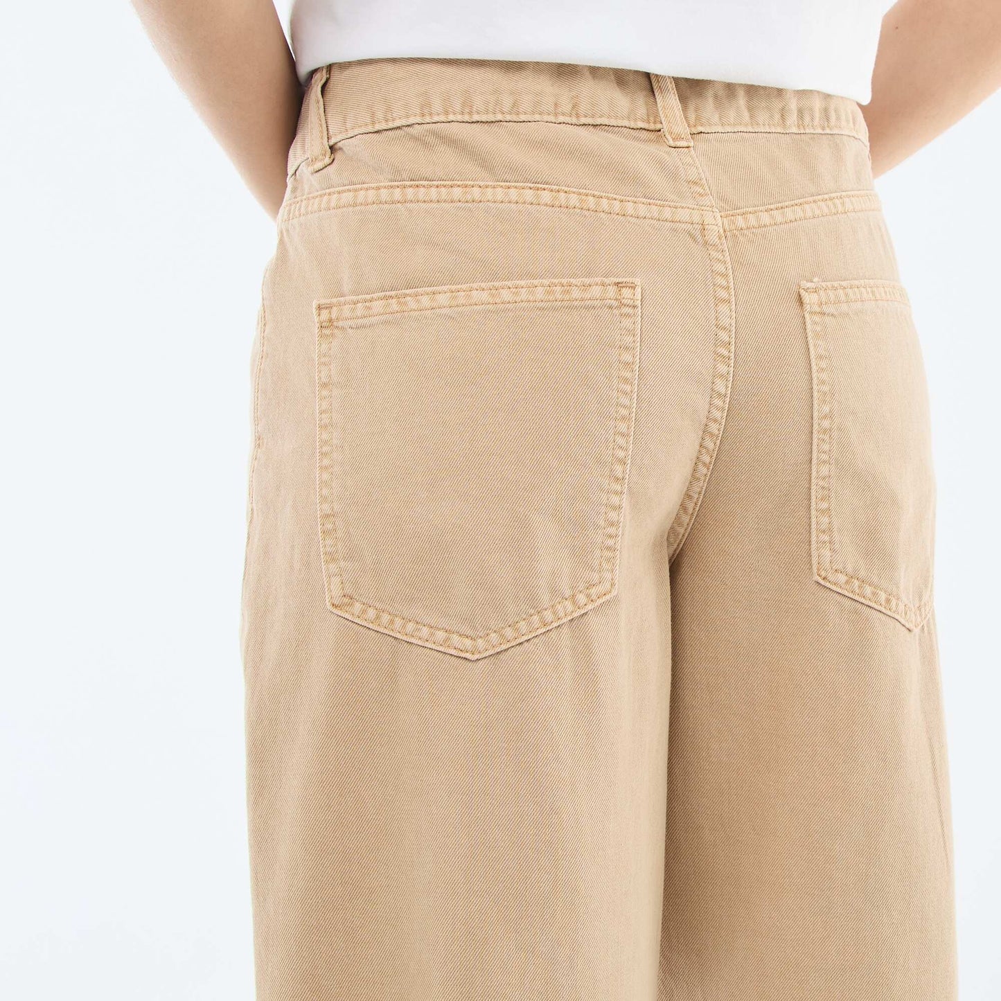 Pantalón de twill con abertura asimétrica BEIGE
