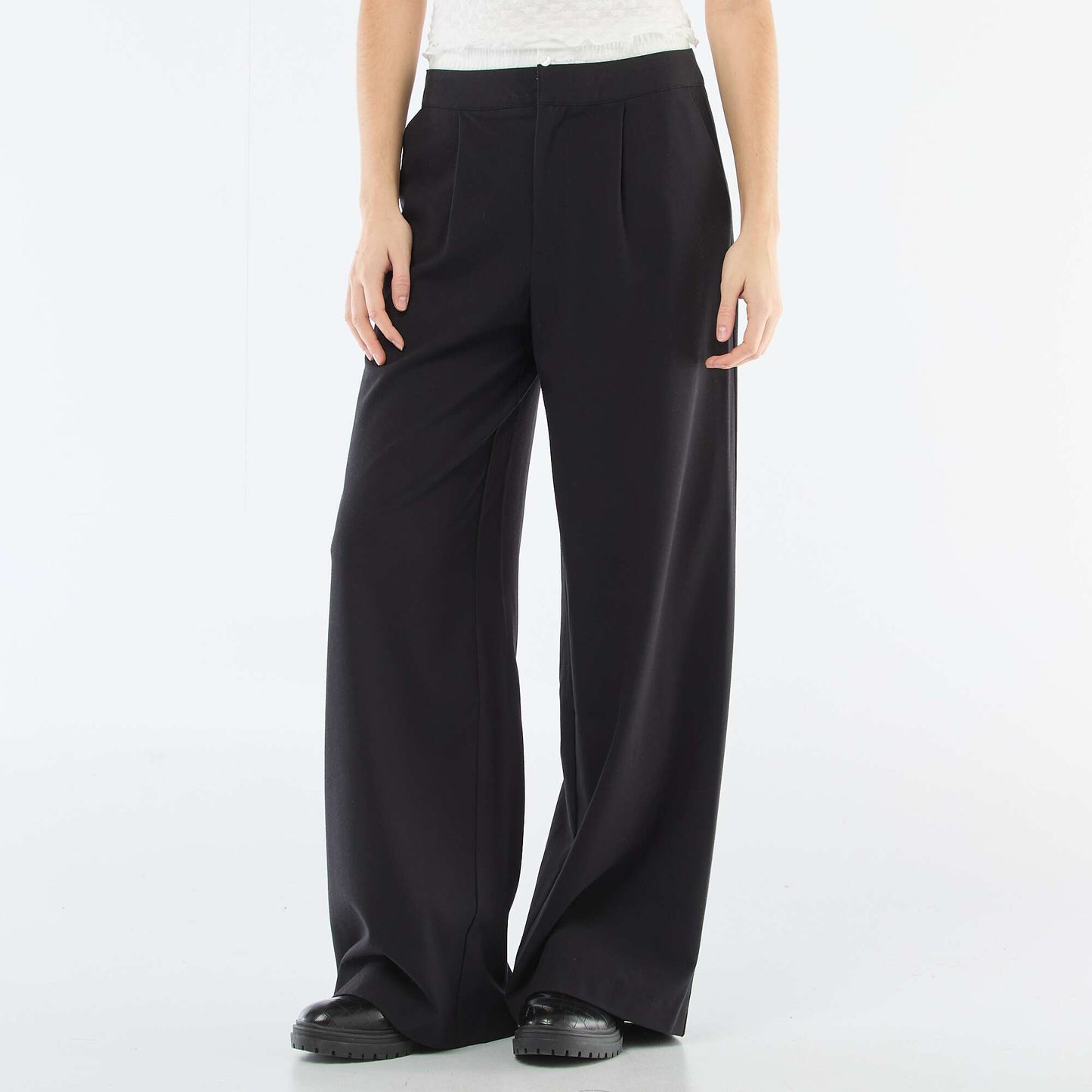 Pantalón ancho con cintura estilo bóxer NEGRO
