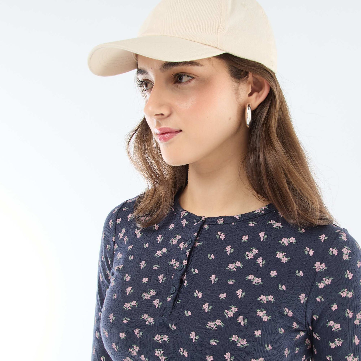 Camiseta de punto calado con flores AZUL