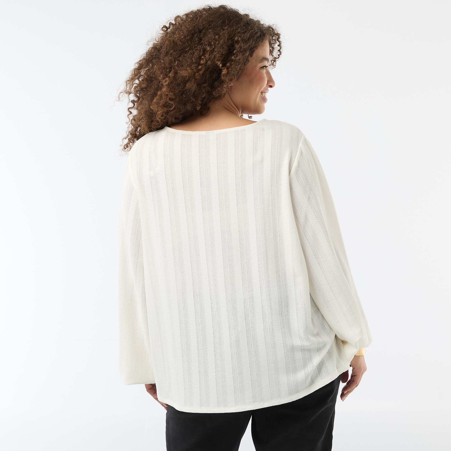 Blusa de punto calado con manga corta BLANCO