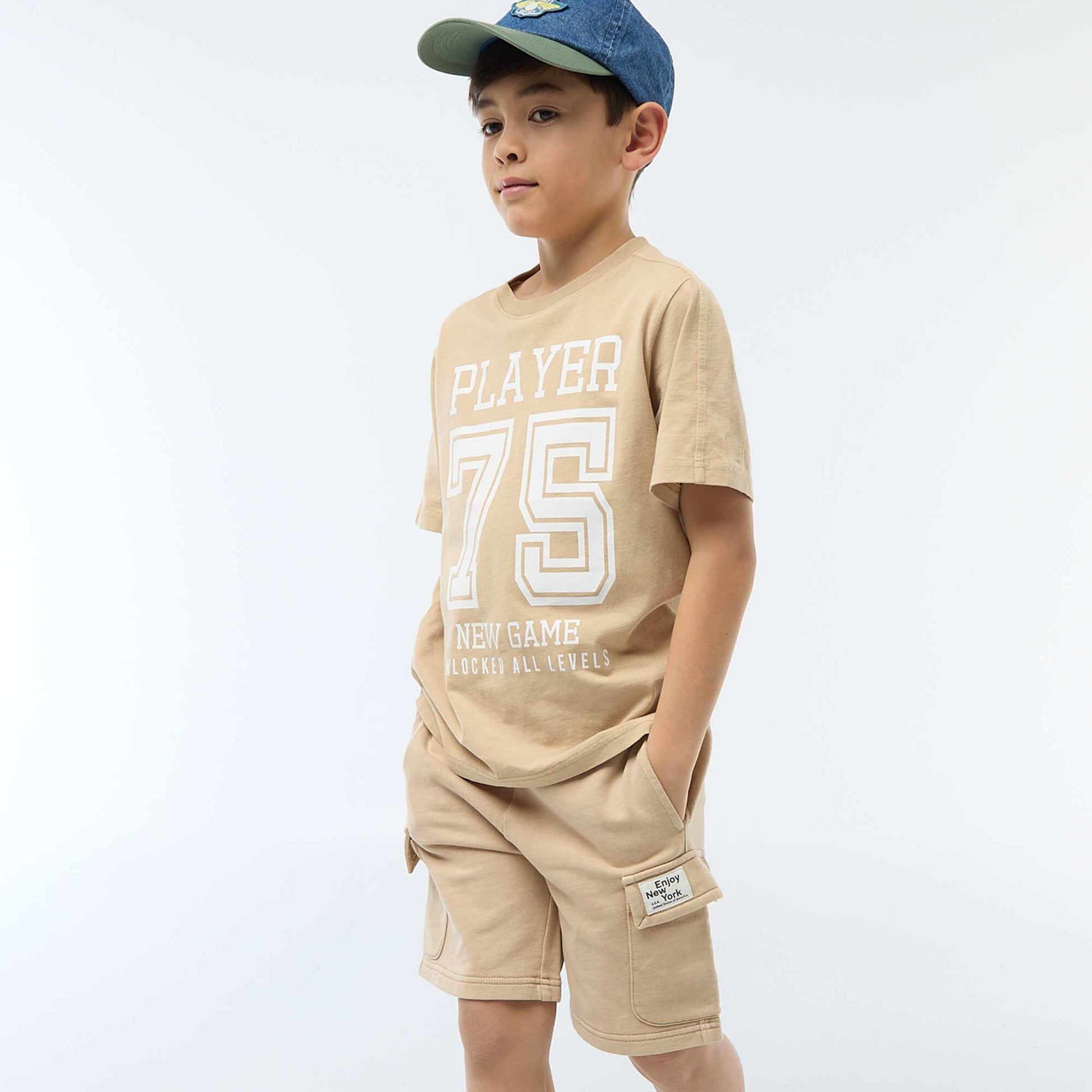 Pantalón corto de felpa multibolsillos BEIGE