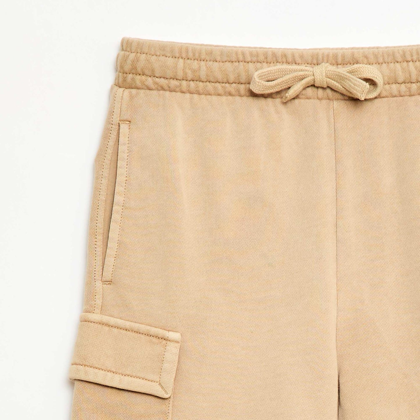 Pantalón corto de felpa multibolsillos BEIGE