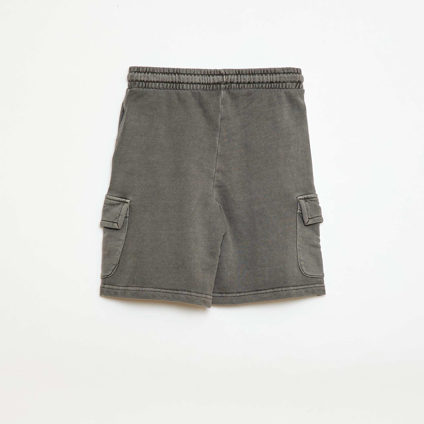 Pantalón corto de felpa multibolsillos GRIS