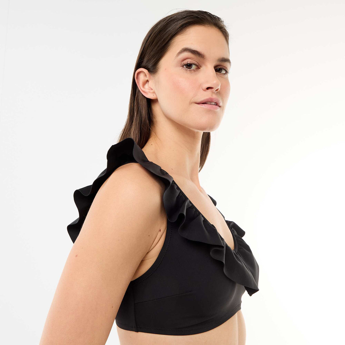 Top de bikini con volantes en microfibra suave NEGRO