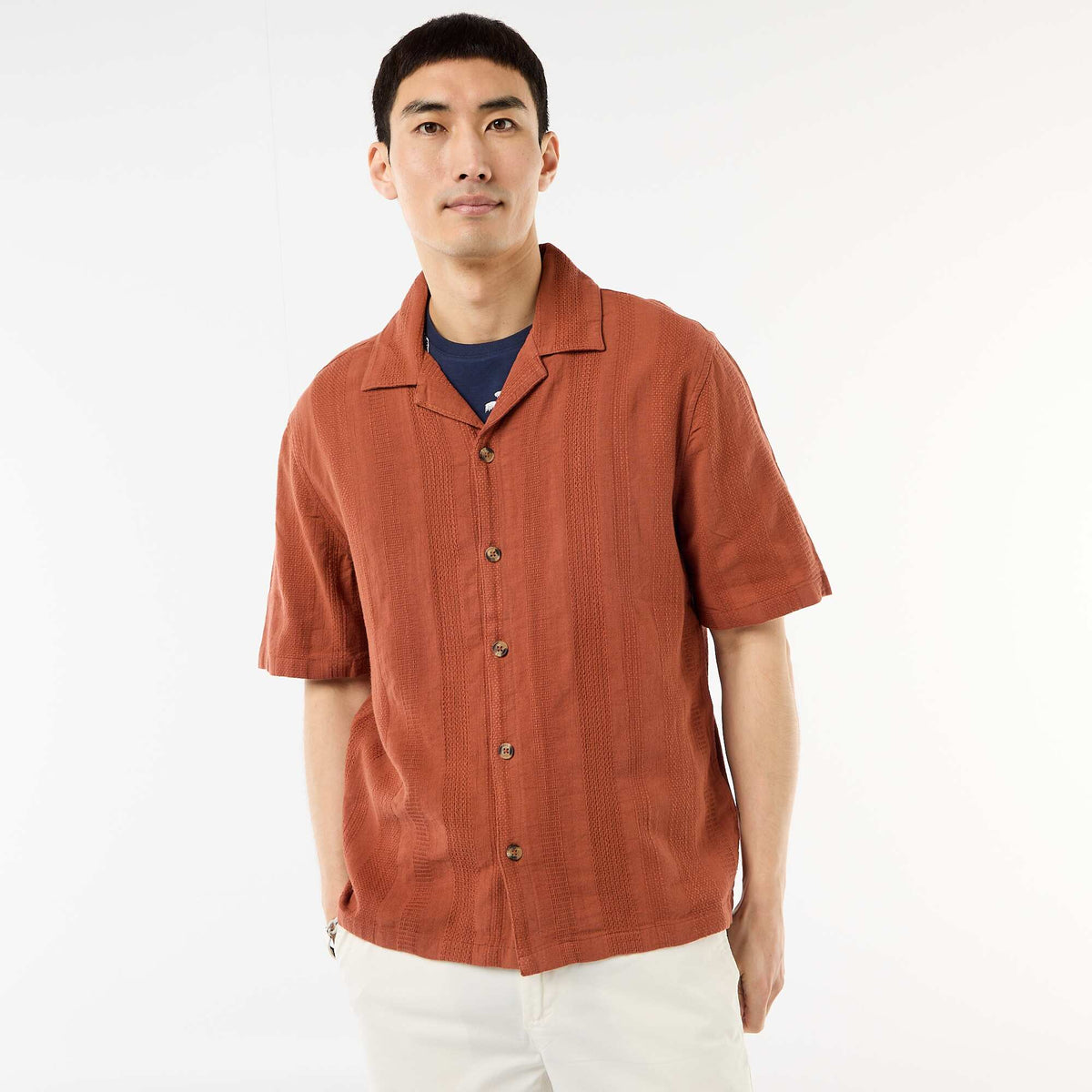 Camisa de manga corta en punto fantasía MARRON