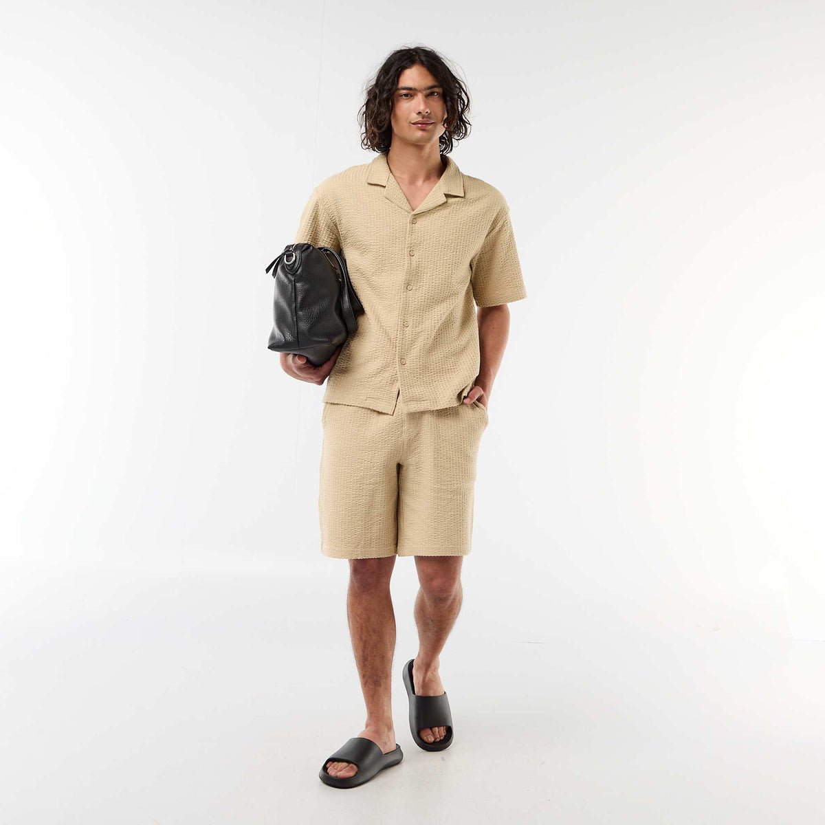 Bermuda de punto grueso liso BEIGE
