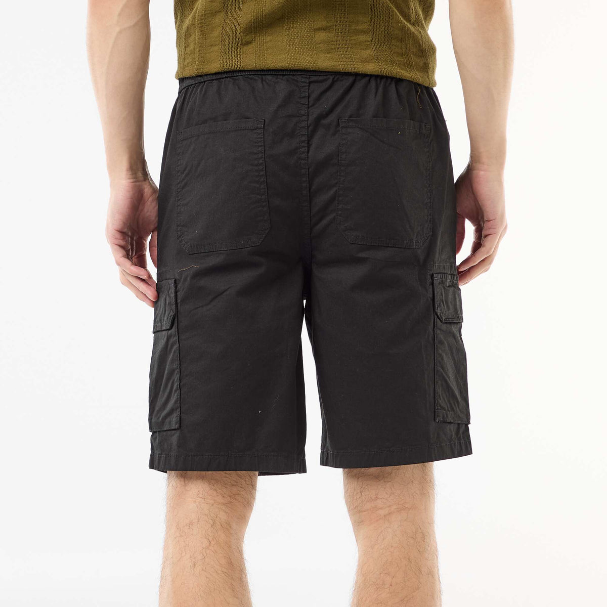 Bermuda chino en popelina con bolsillos con solapa NEGRO