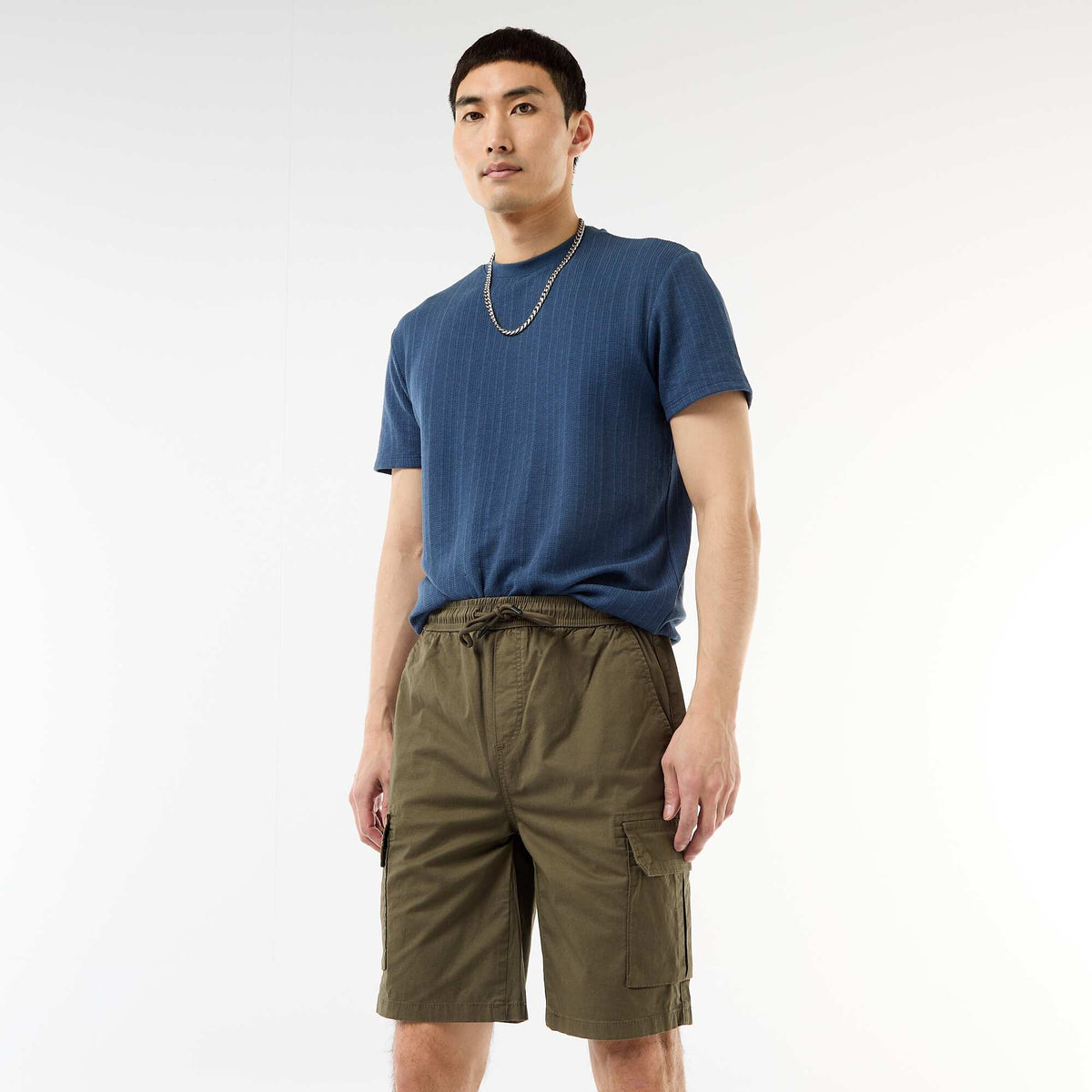 Bermuda chino en popelina con bolsillos con solapa KAKI