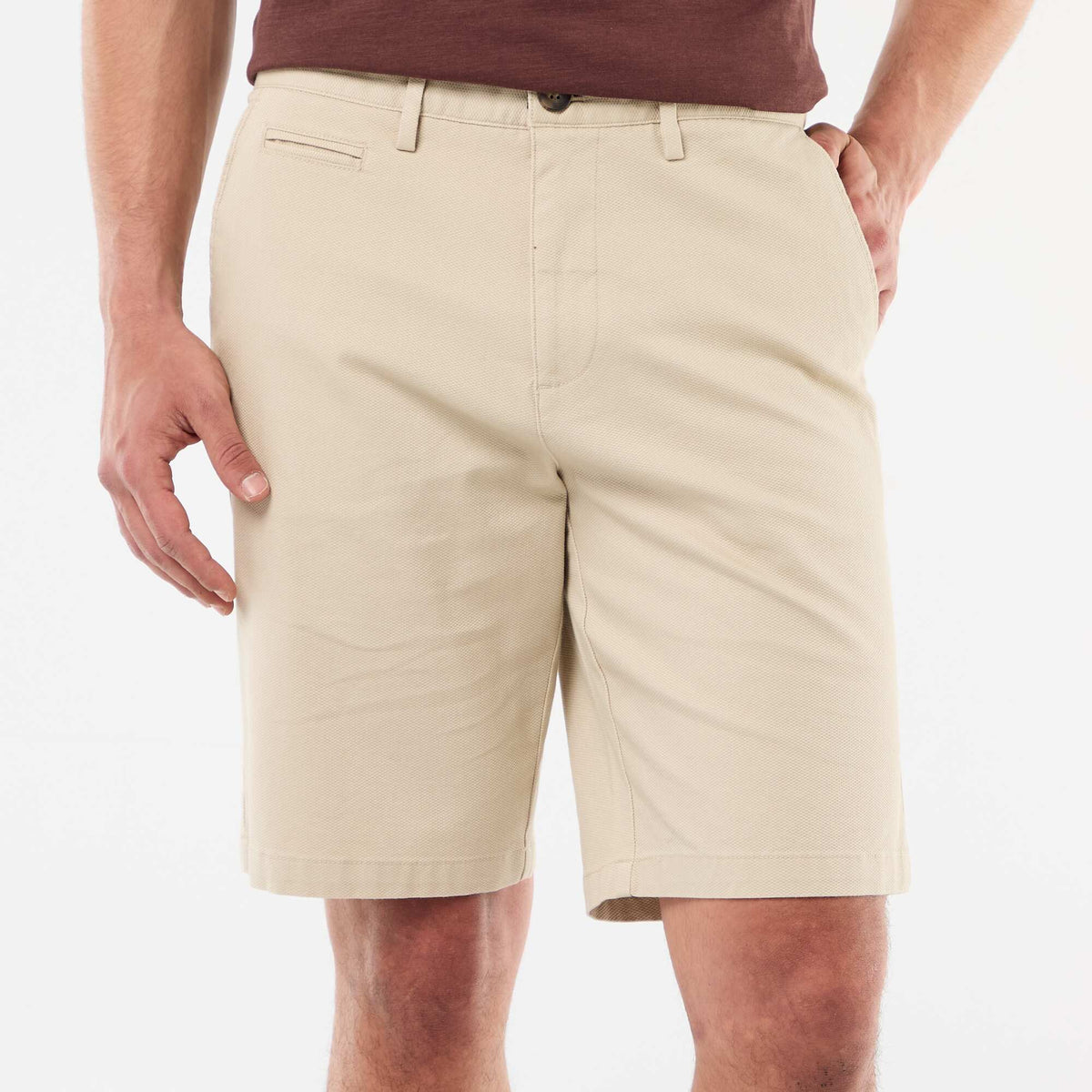 Bermuda chino liso en dobby BEIGE