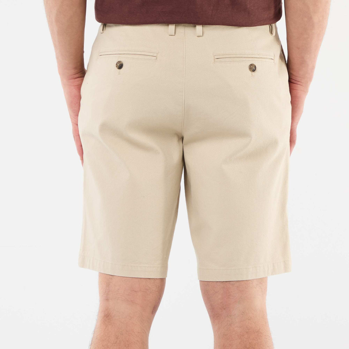 Bermuda chino liso en dobby BEIGE