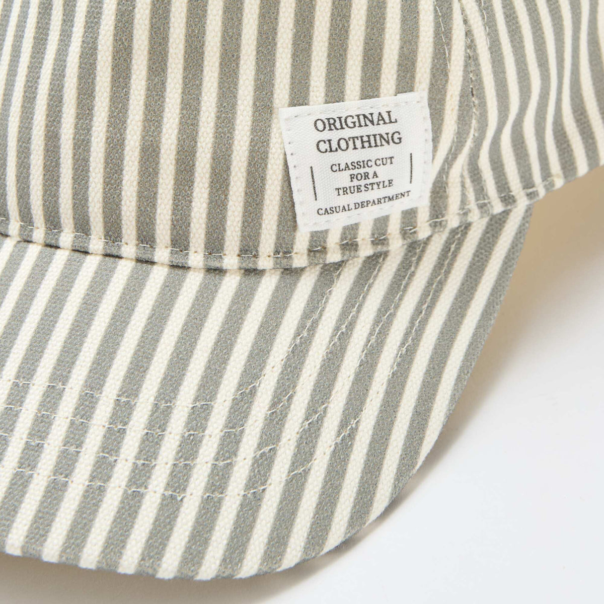 Gorra de rayas VERDE