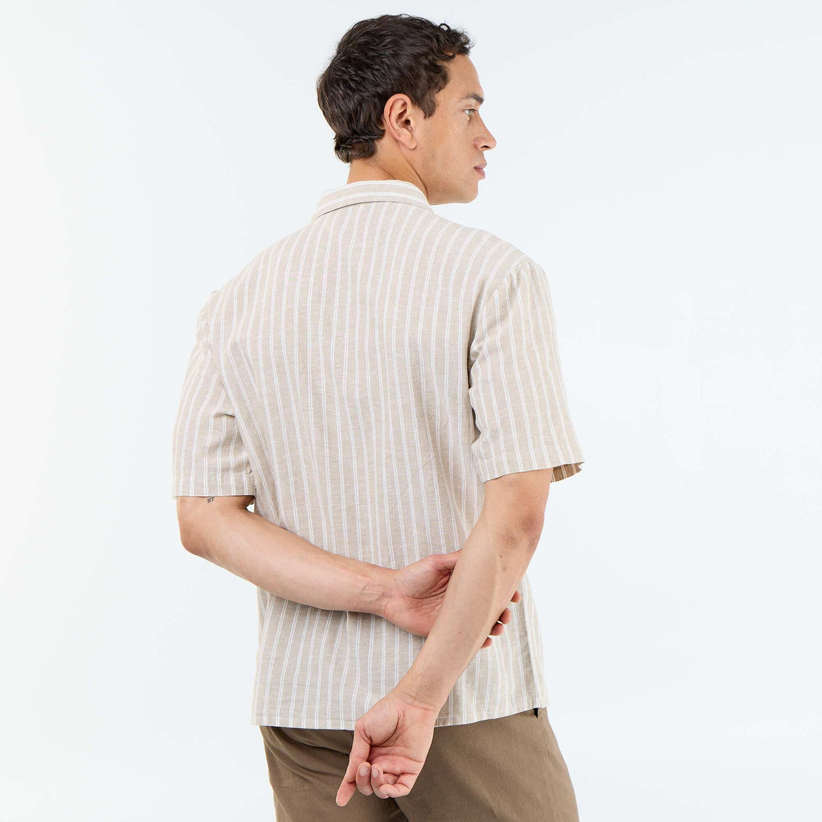 Camisa de lino mezclado de manga corta BEIGE