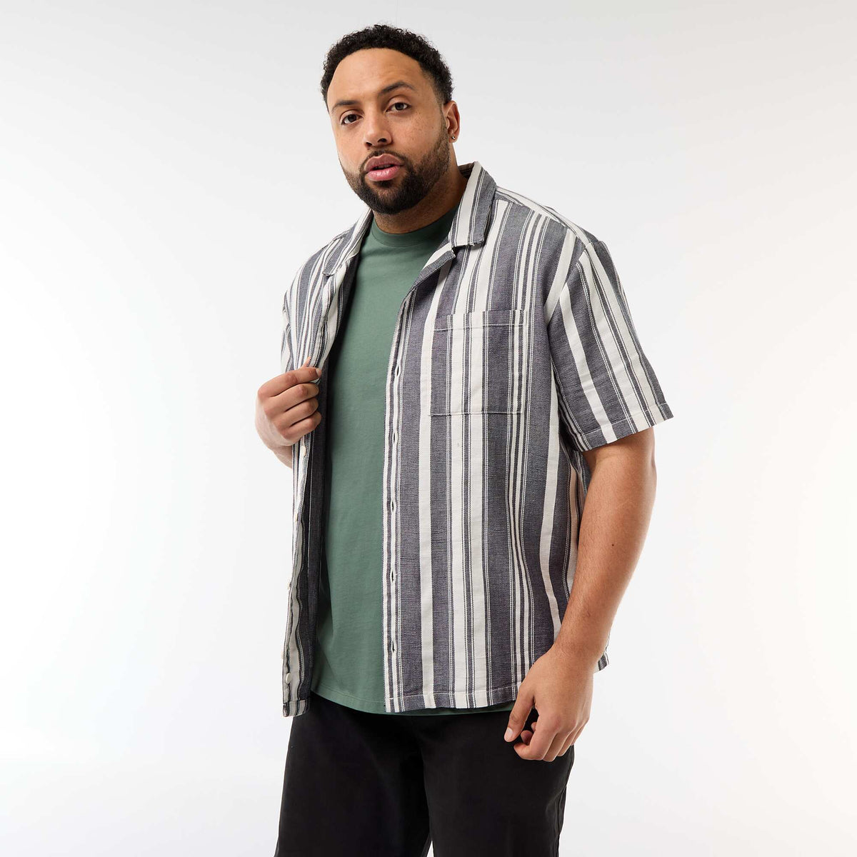Camisa de manga corta a rayas NEGRO
