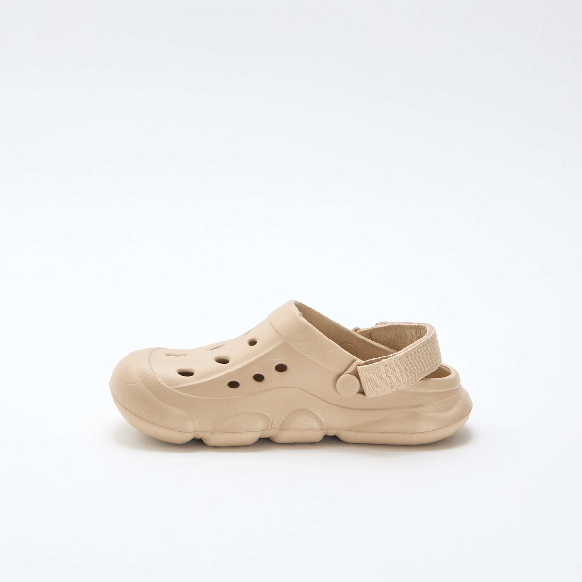 Par de zuecos de playa cerrados BEIGE
