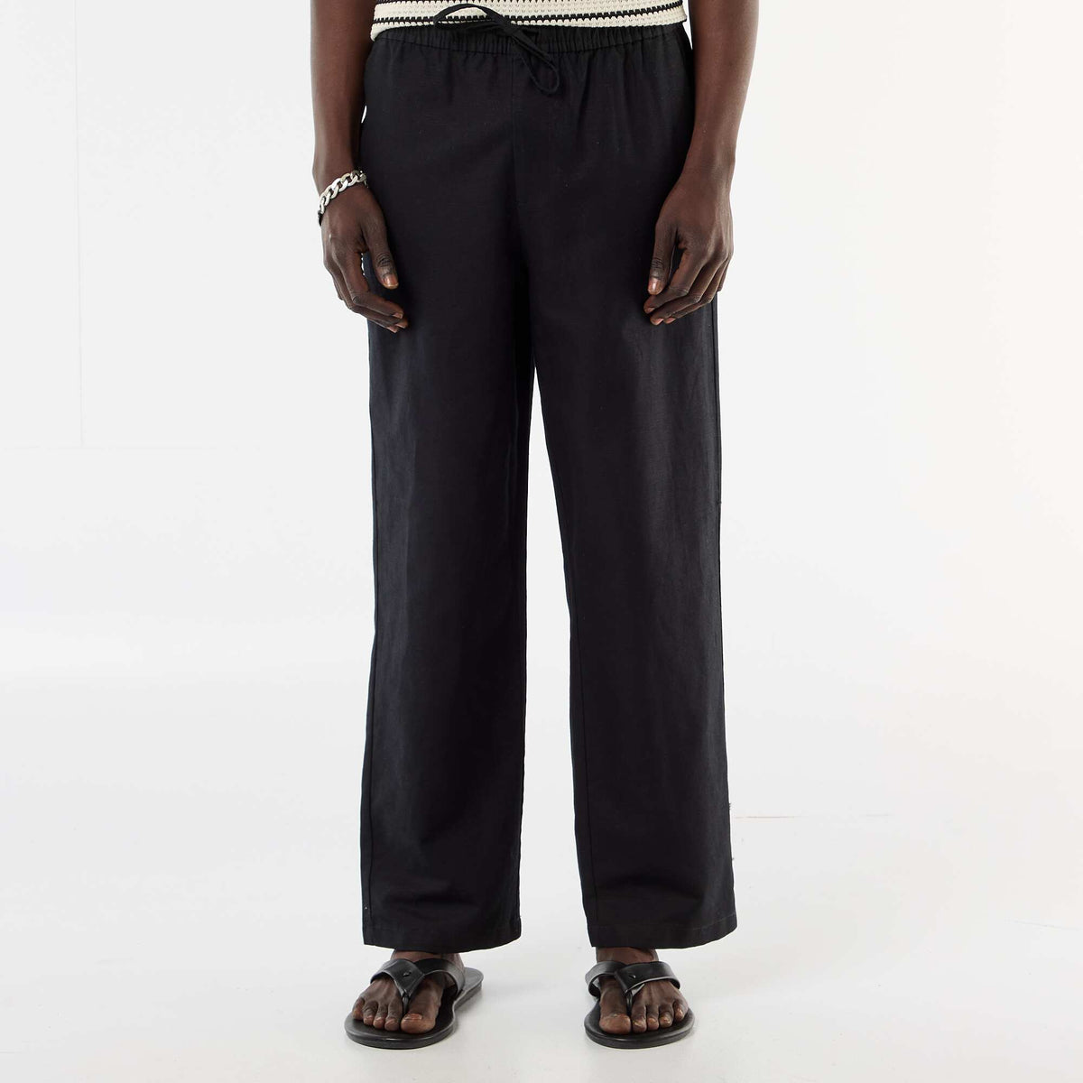 Pantalón de lino mezclado NEGRO
