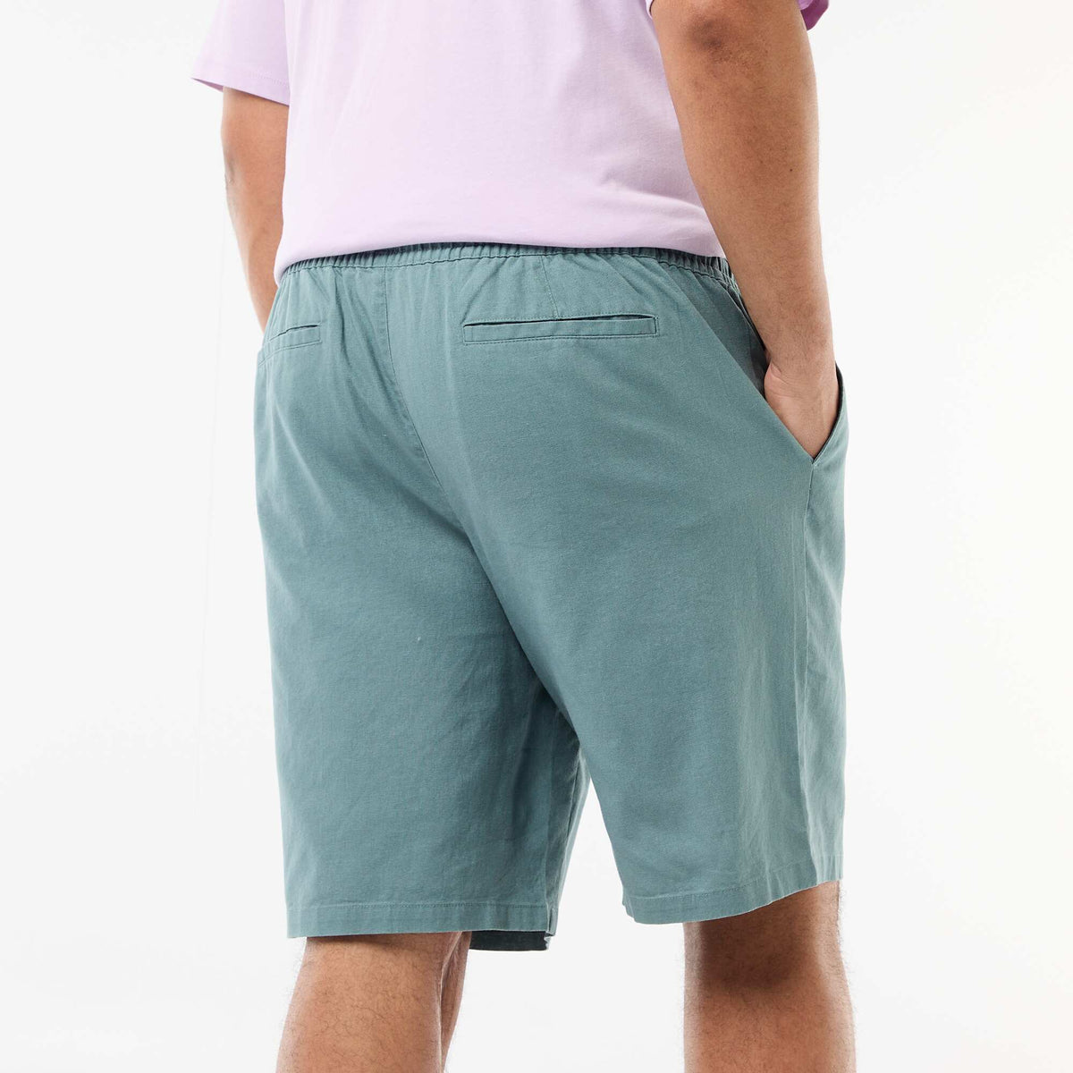Bermuda ligero liso con 4 bolsillos AZUL