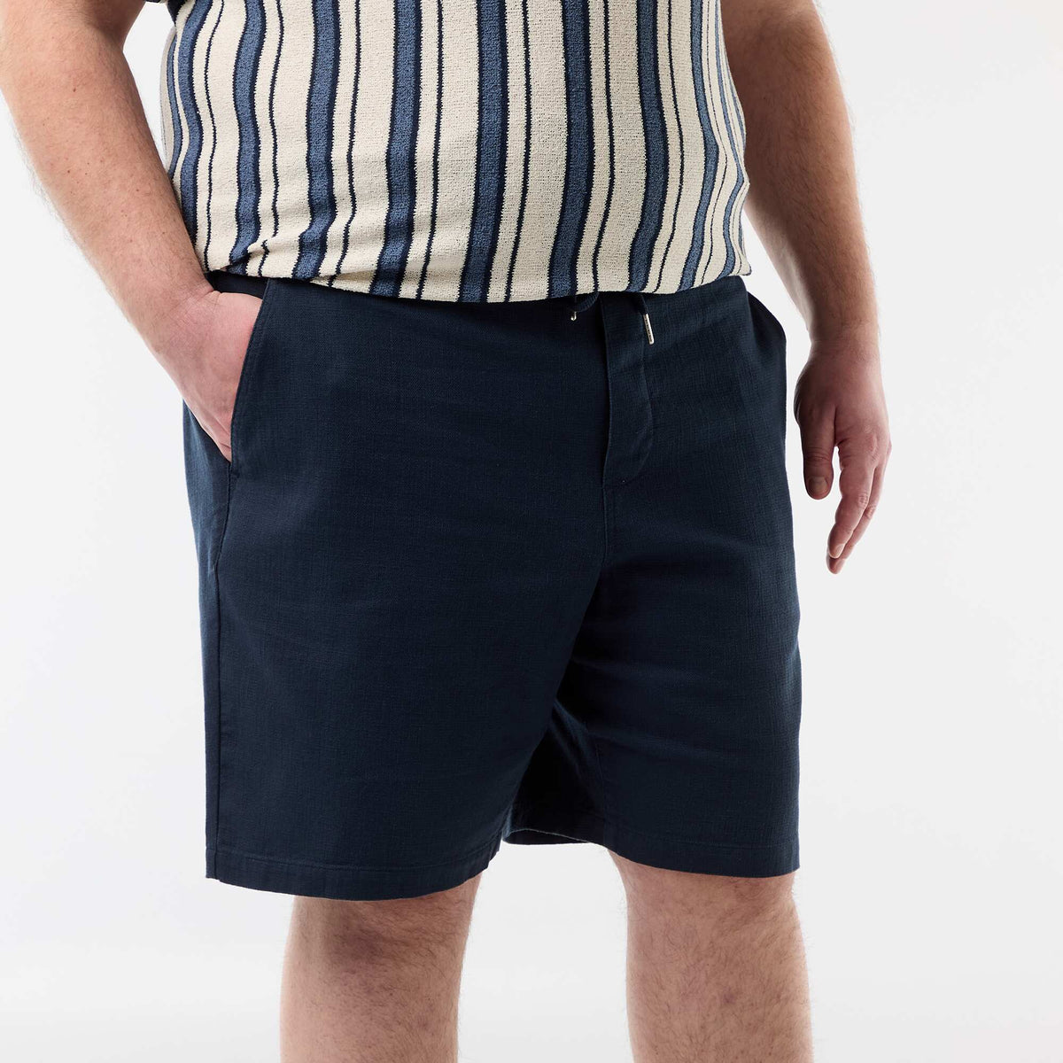 Bermudas lisas en dobby AZUL