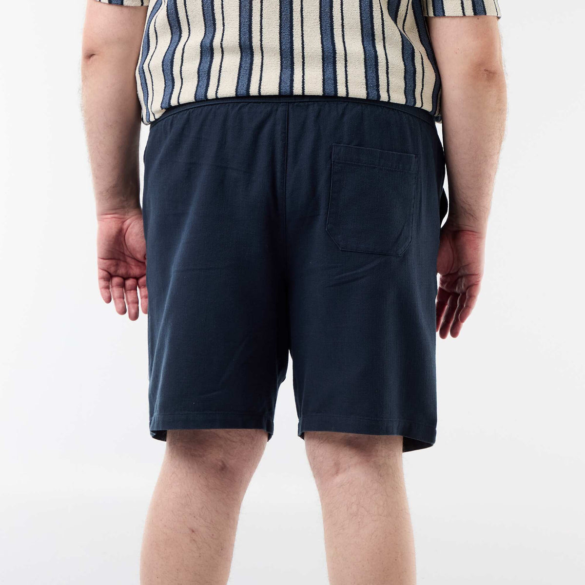 Bermudas lisas en dobby AZUL