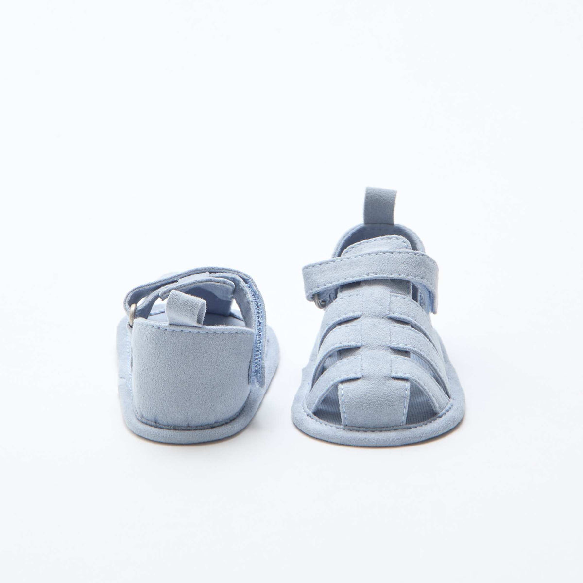 Par de sandalias con velcro VERDE