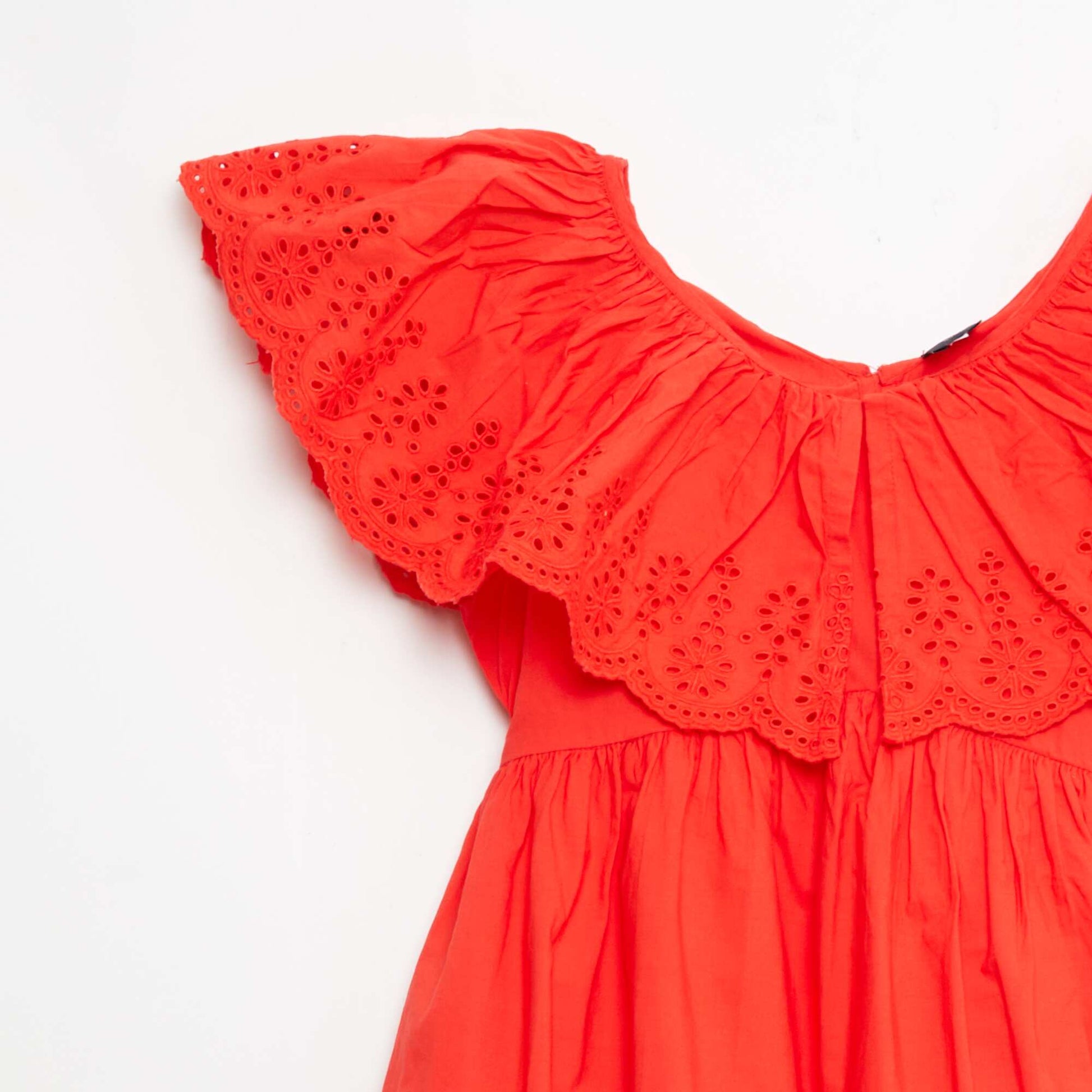 Vestido de propolina con detalles de bordado inglés ROJO