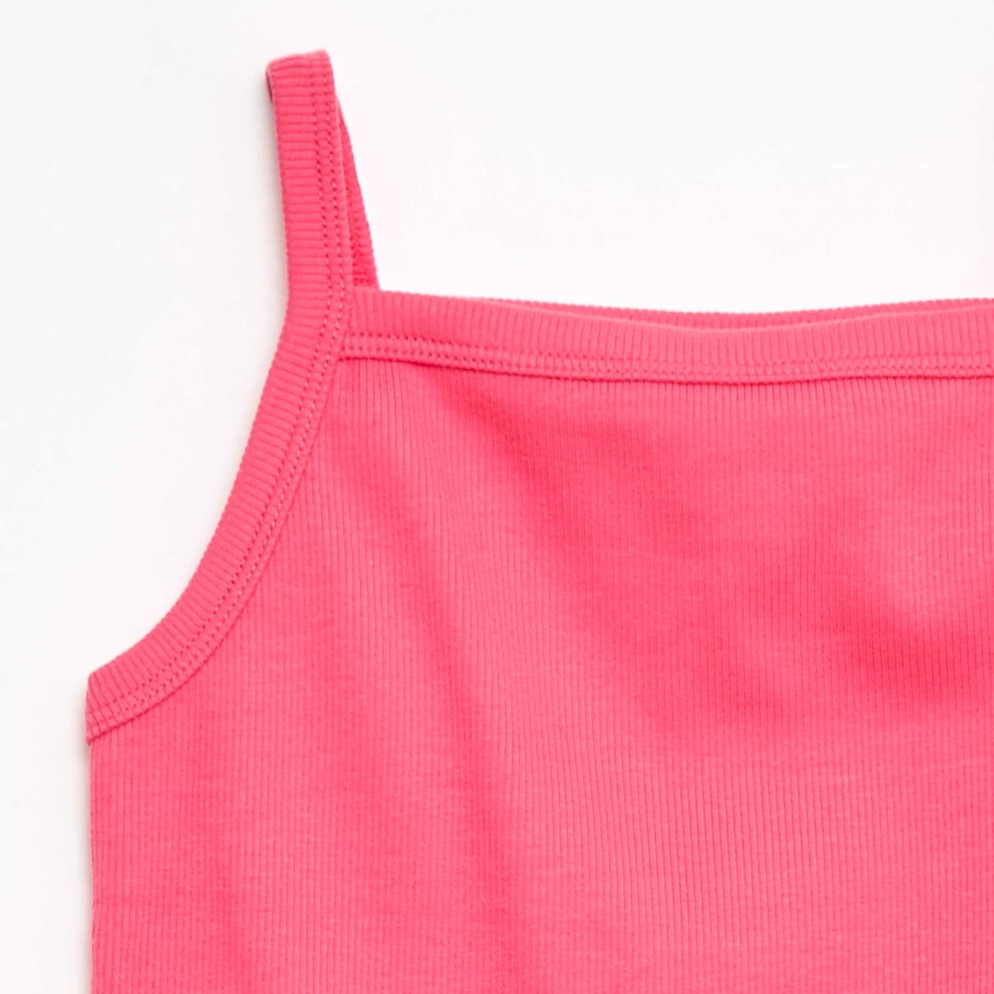 Camiseta de tirantes lisa de canalé con tirantes finos ROSA