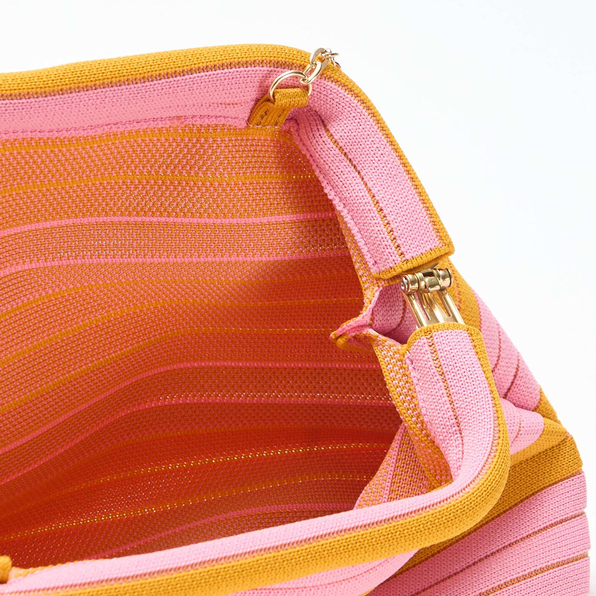 Bolso bandolera estilo saco AMARILLO