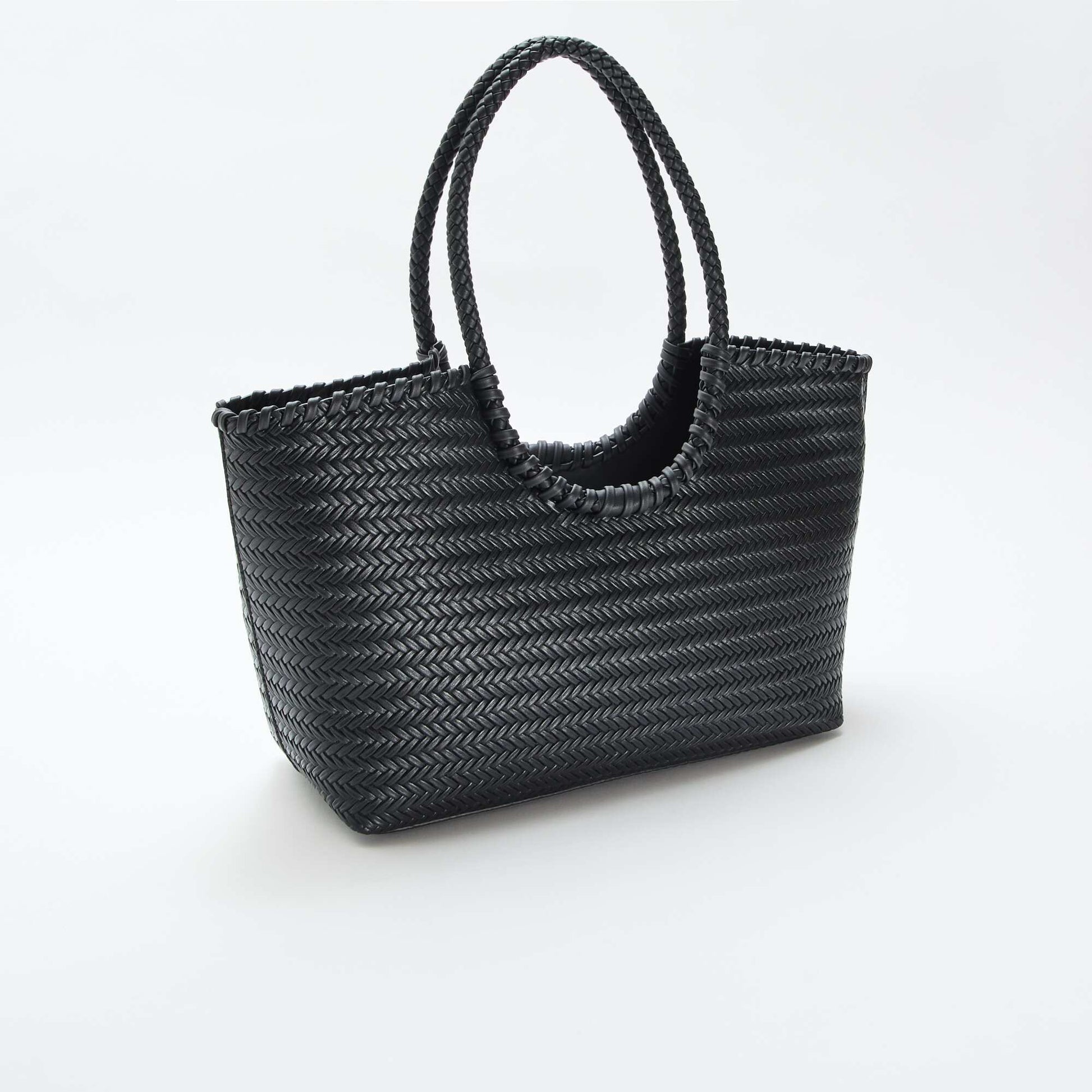 Bolso grande trenzado de forma rectangular NEGRO
