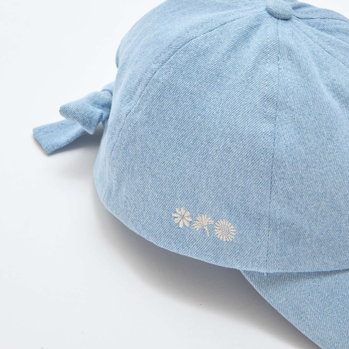 Gorra con lazo de fantasía en la parte trasera AZUL