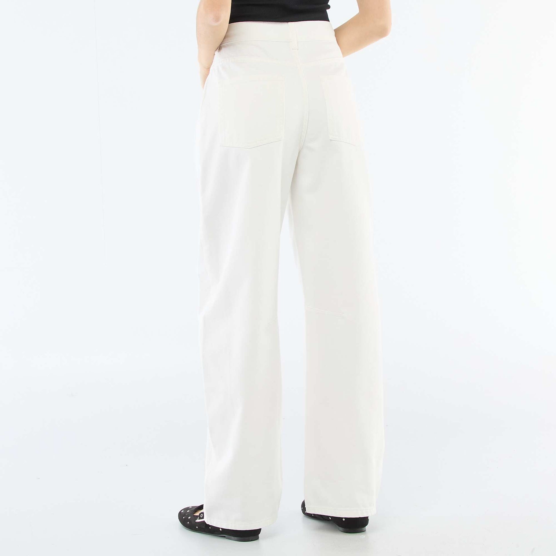 Pantalón jean corte globo BEIGE