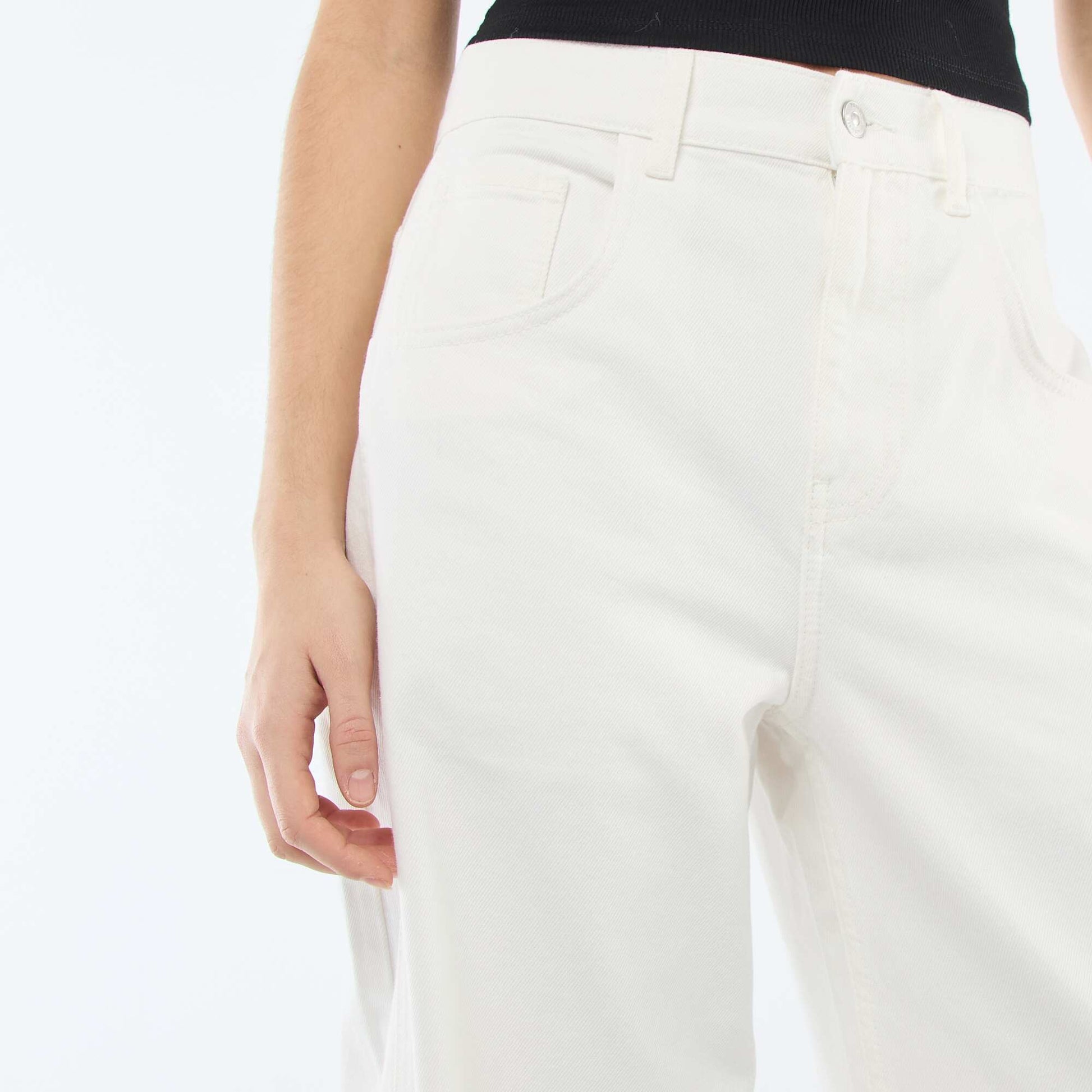Pantalón jean corte globo BEIGE