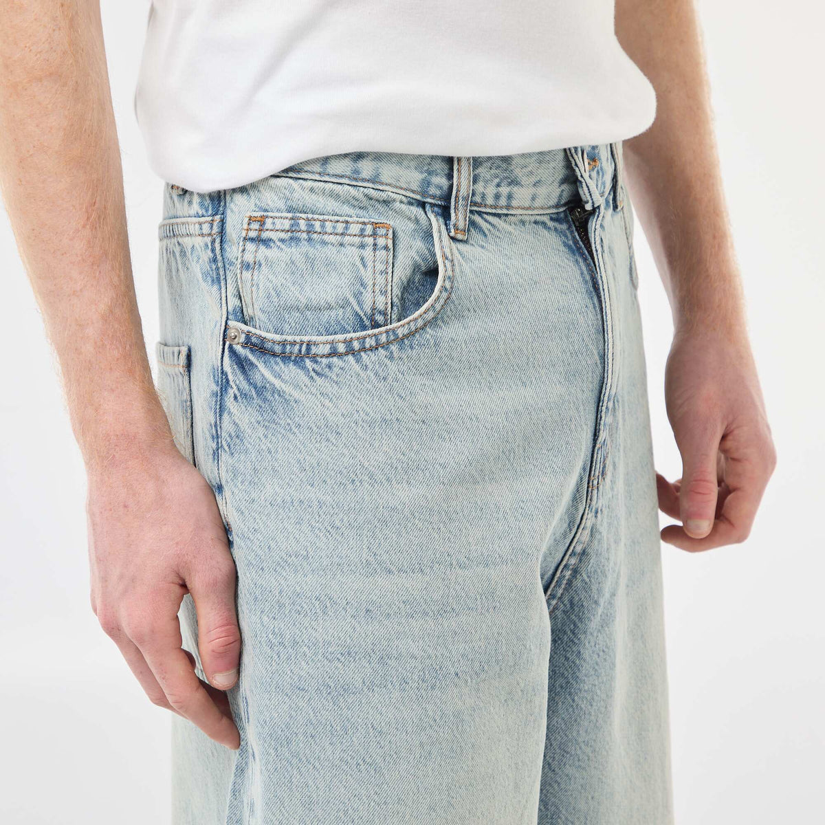 Bermuda denim baggy de algodón AZUL