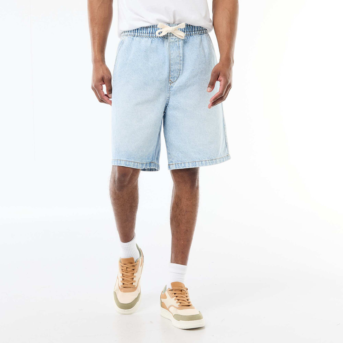 Bermuda jean con cintura elástica AZUL