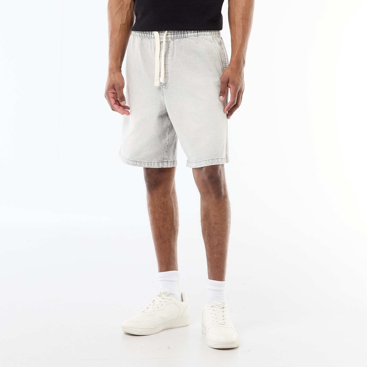 Bermuda jean con cintura elástica GRIS