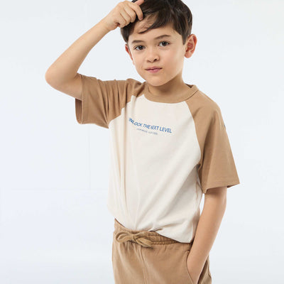 Camiseta estampada con mensaje BLANCO