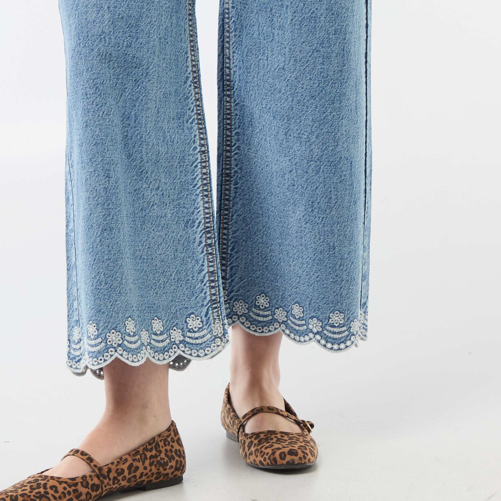Pantalón wide leg con bolsillos de parche AZUL