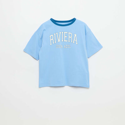 Camiseta estampada fantasía de manga corta con ribetes contrastantes AZUL