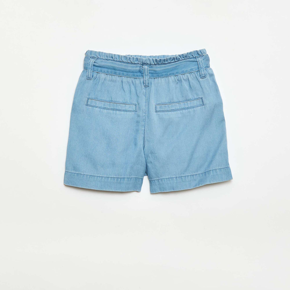 Pantalón corto con cinturón anudado AZUL