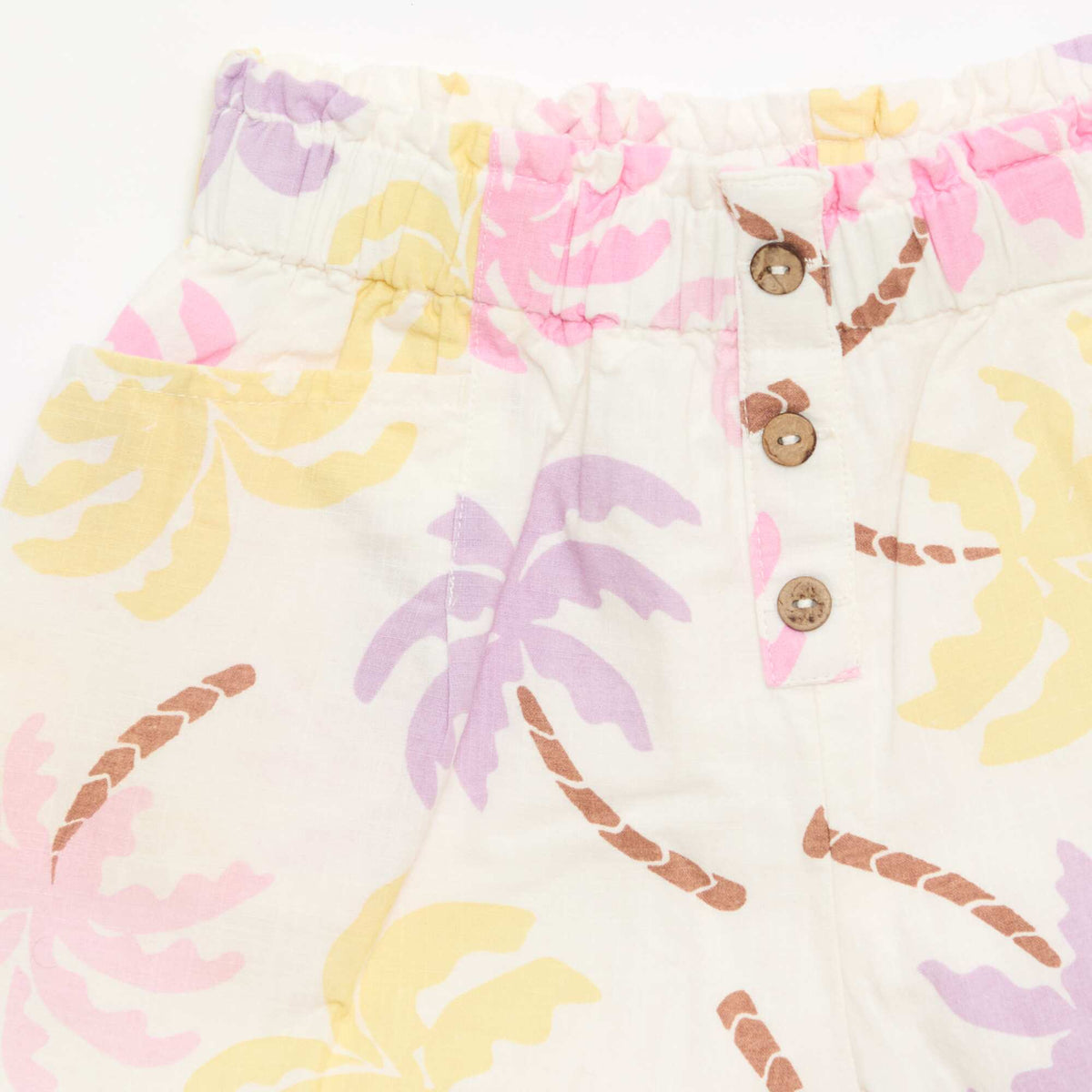 Pantalón corto de seersucker de corte recto BEIGE