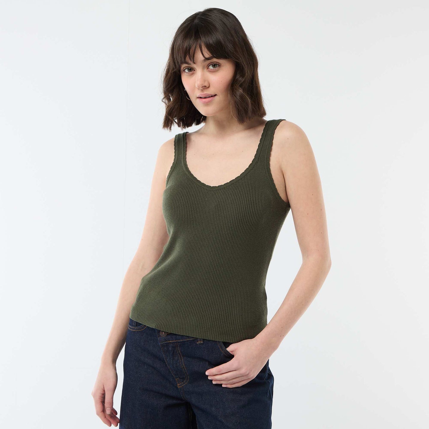 Camiseta de tirantes lisa en tejido de canalé VERDE