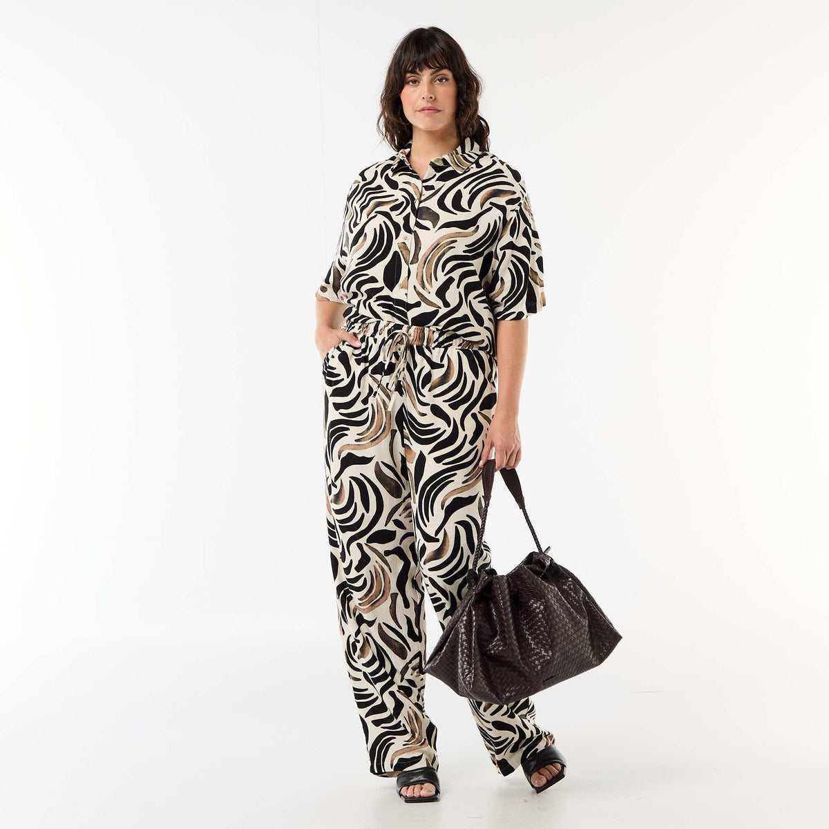 Pantalón liso de lino mezclado NEGRO