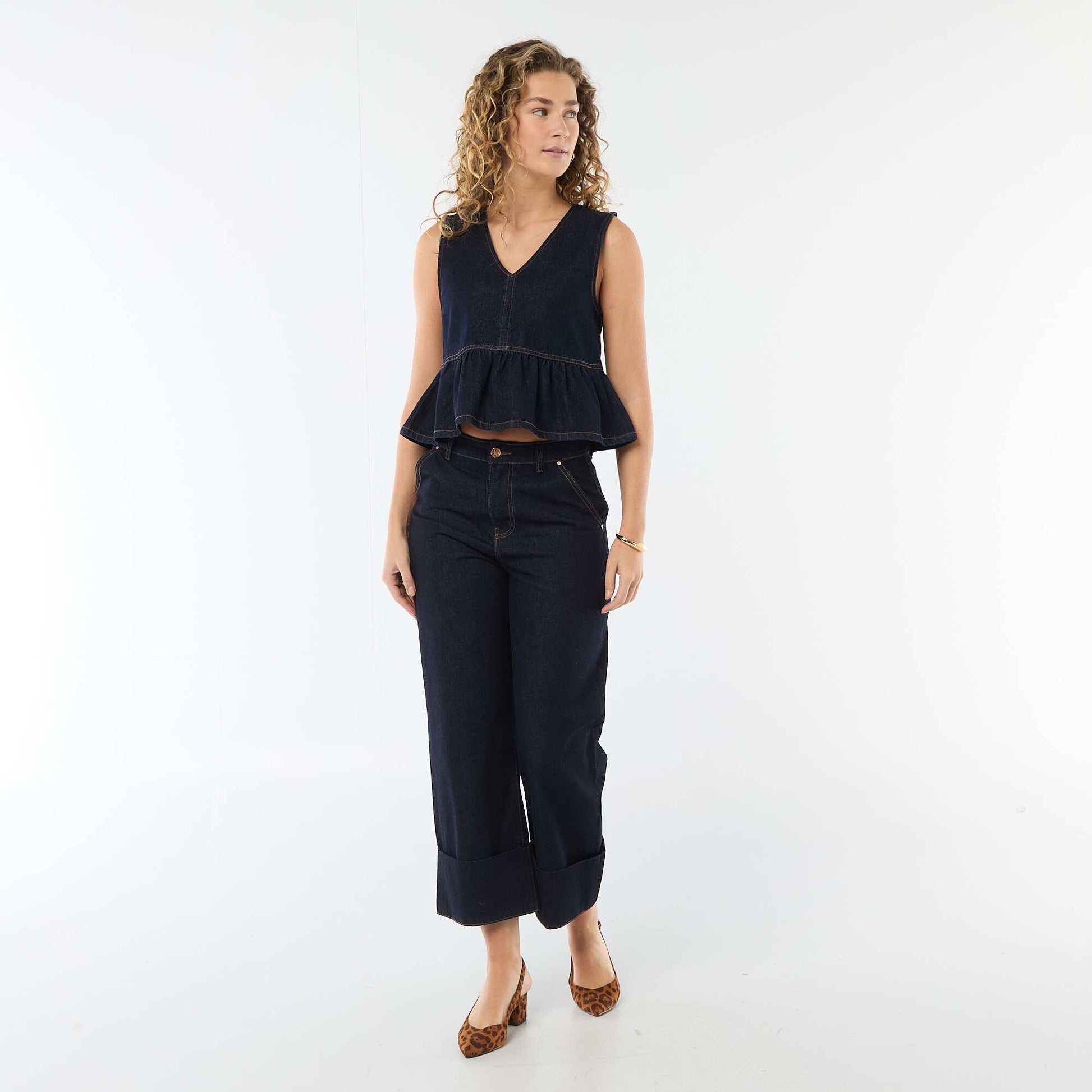 Top jean con cuello en pico AZUL