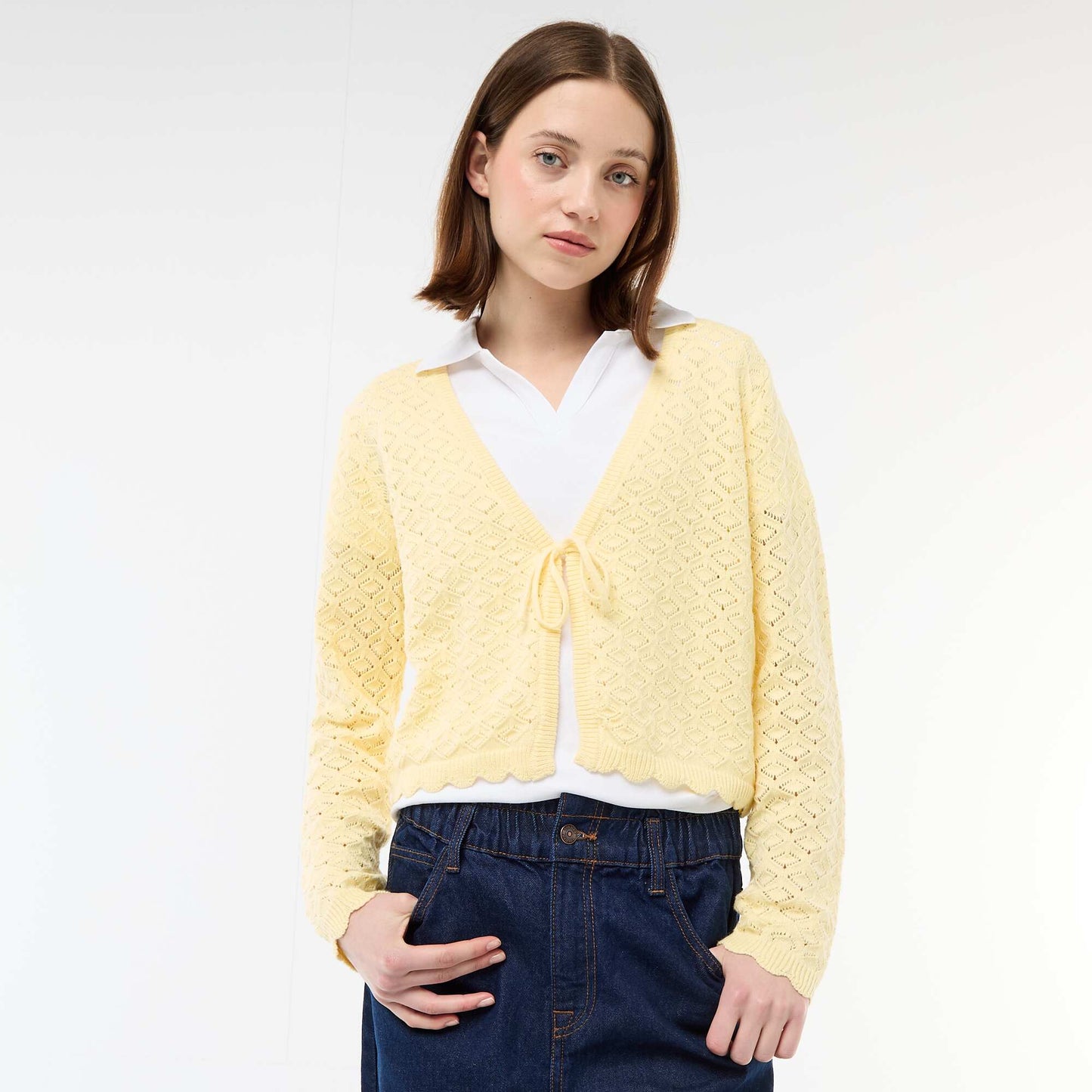 Chaqueta de croché con lazada festoneado AMARILLO