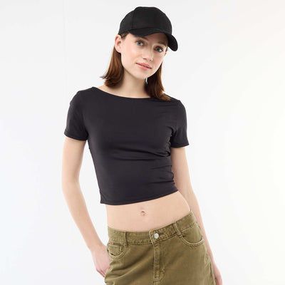 Camiseta corta con escote cuadrado en la espalda NEGRO