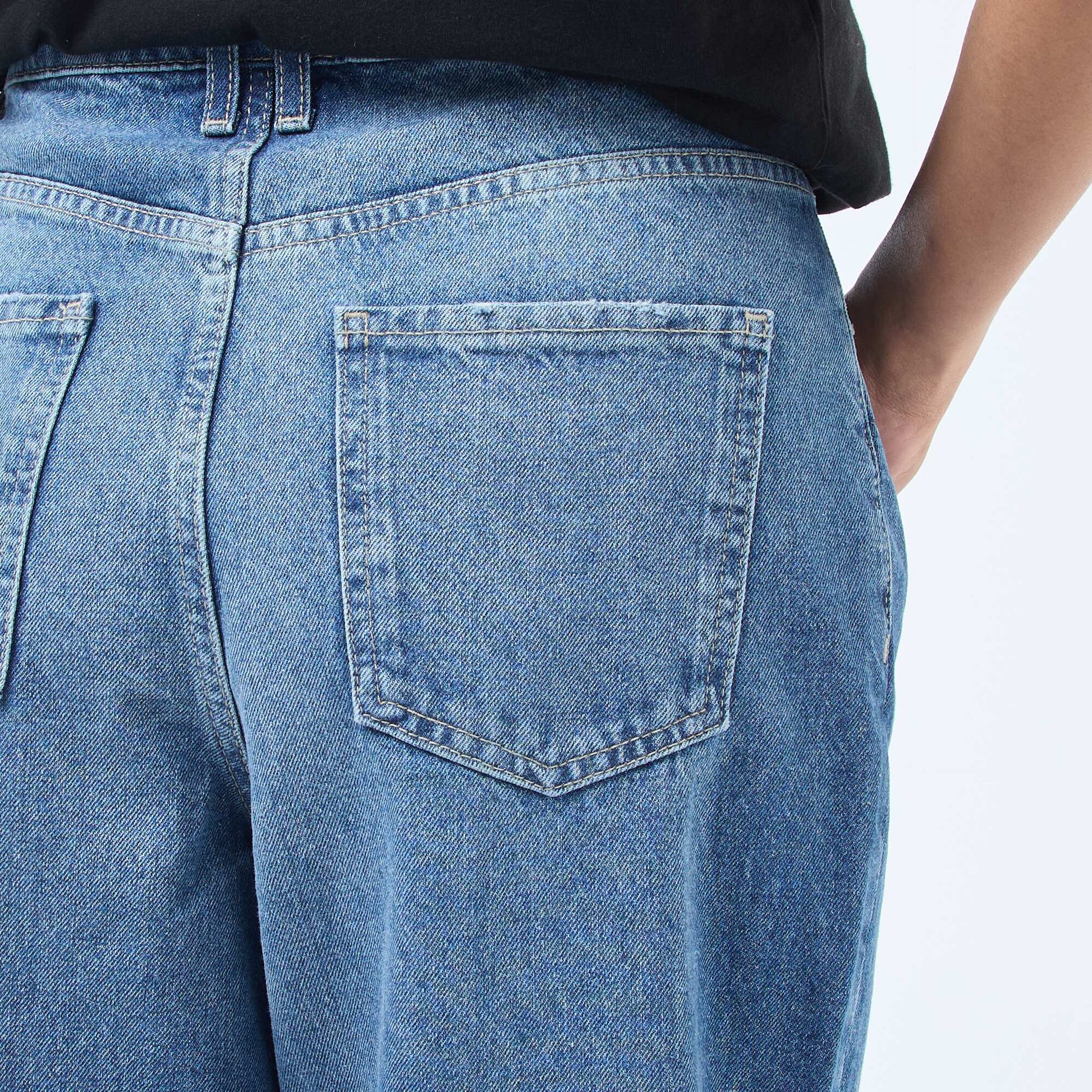 Jean regular / talle estándar con dobladillos anchos AZUL