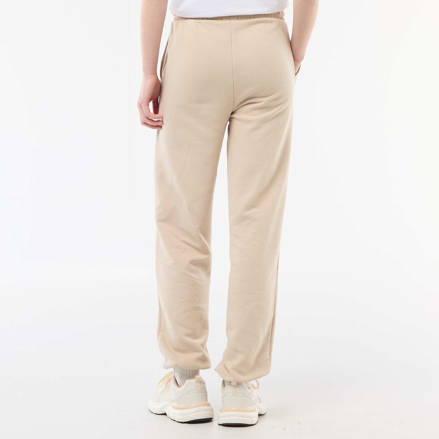Joggers corte barrel de algodón liso BEIGE