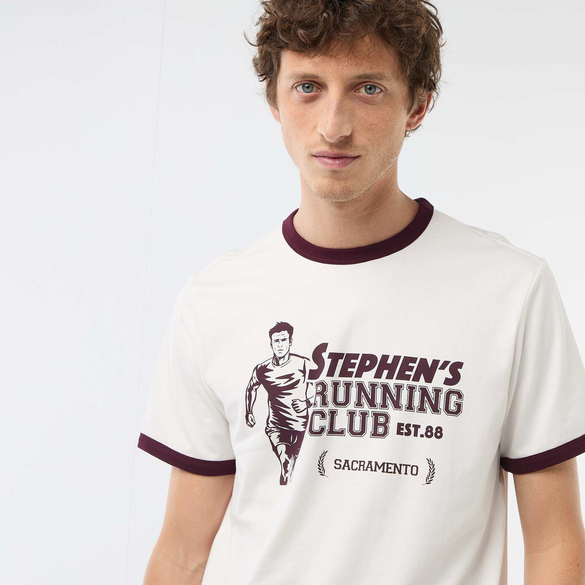 Camiseta estampada con ribete en contraste BLANCO