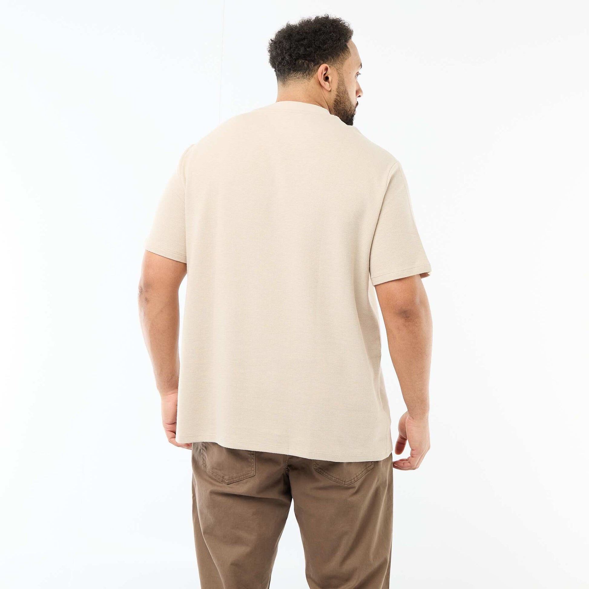 Camiseta de manga corta y cuello redondo en jacquard de algodón BEIGE