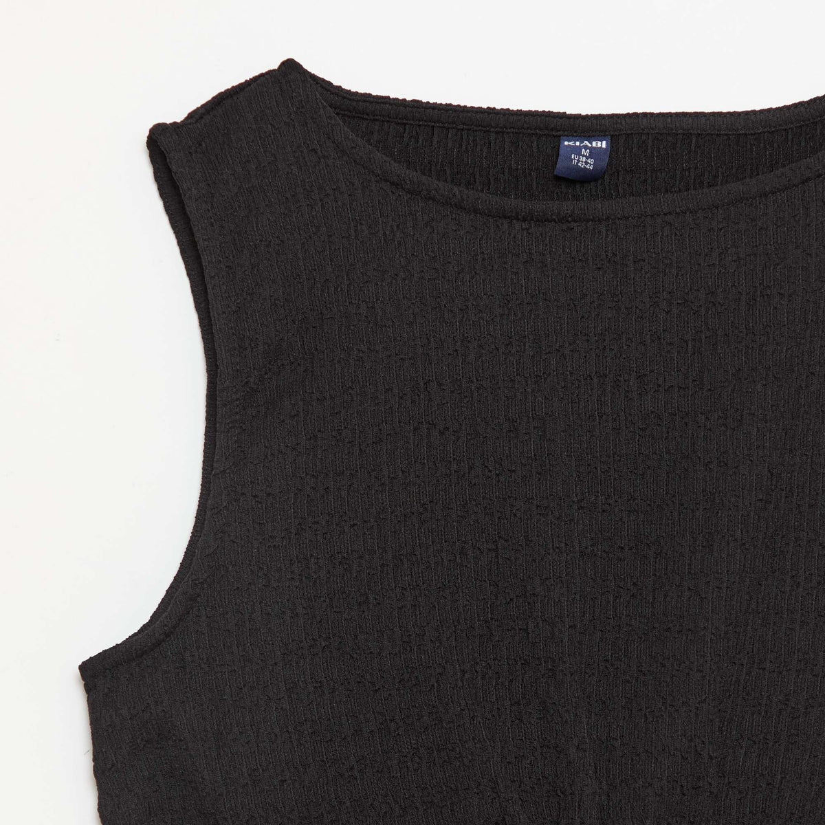 Top ajustado de tejido crepé NEGRO
