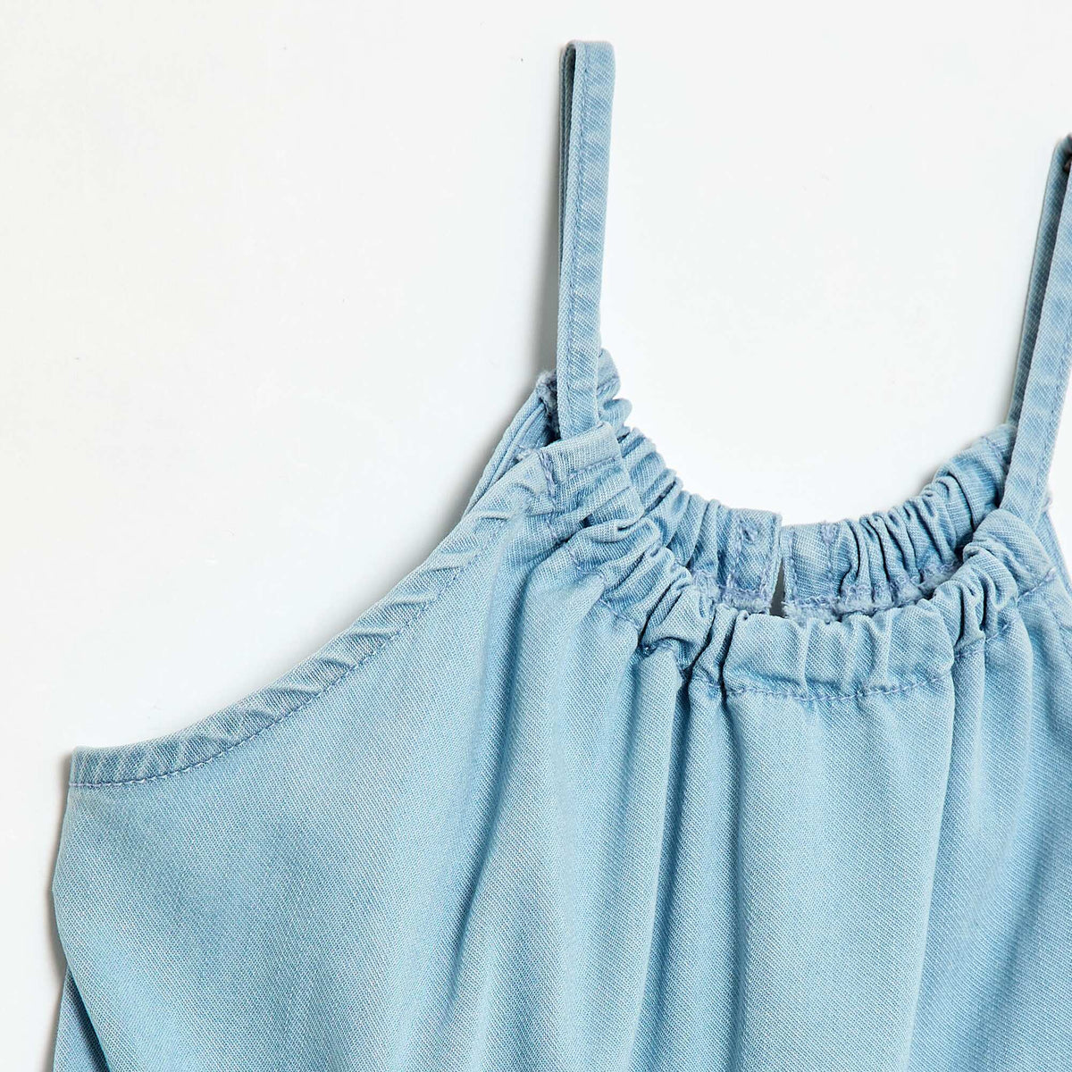Vestido liso de tirantes y volantes AZUL